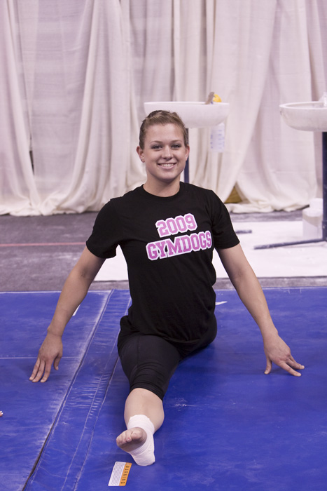 09NCAAF0D_11882_LaurenS